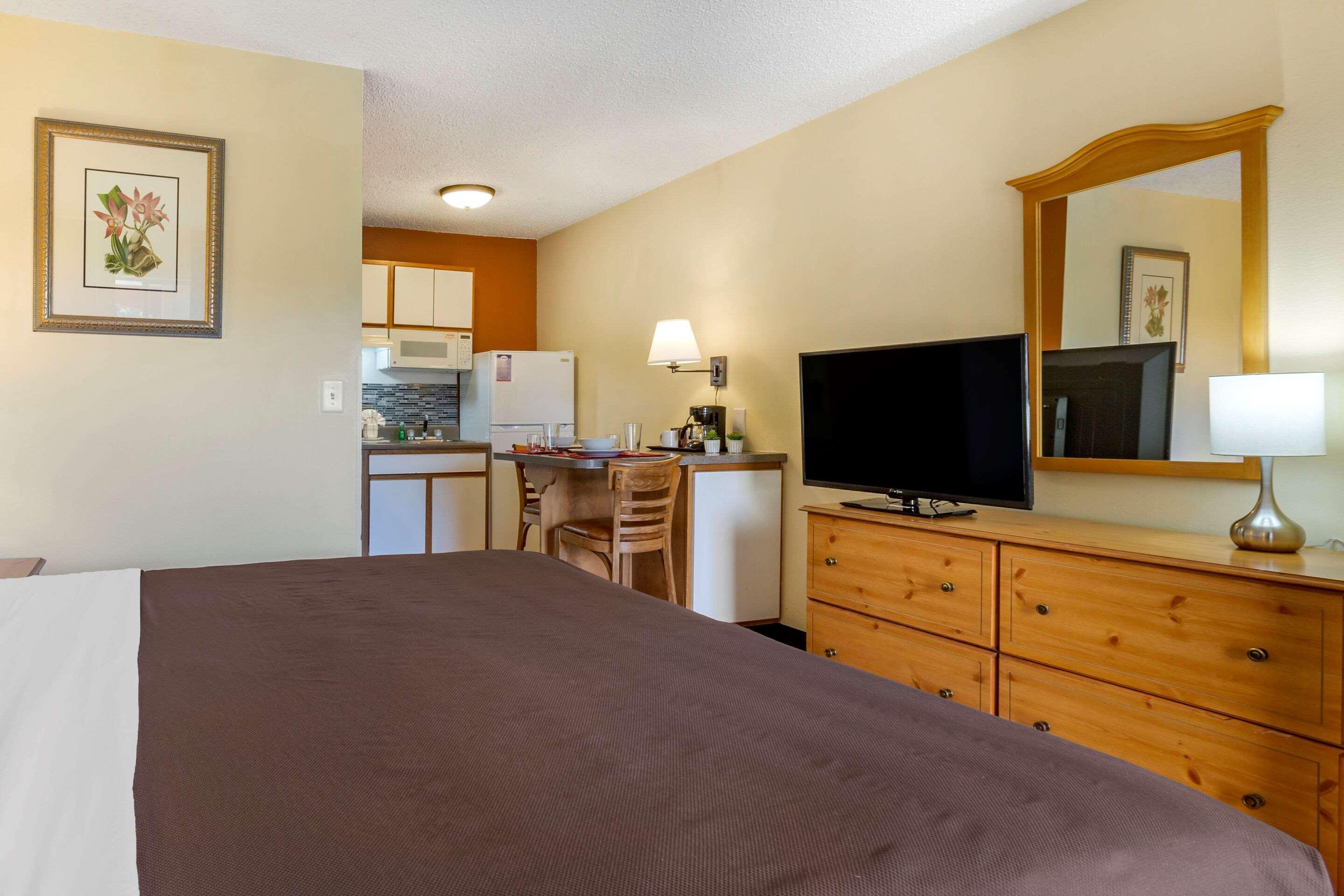 Suburban Studios Albuquerque Midtown - University Esterno foto